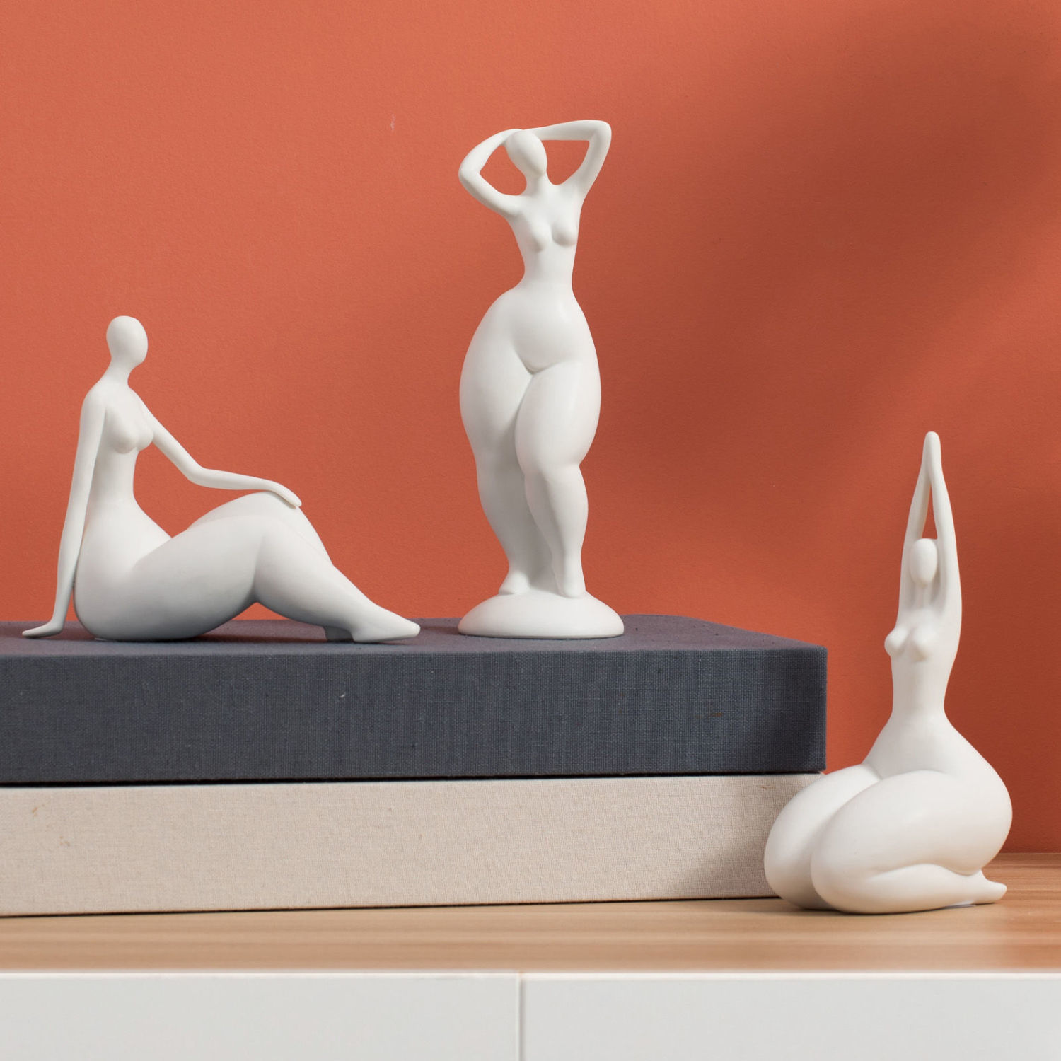 Home Office Yoga Room Ideas - Figurine de Yoga en céramique abstraite